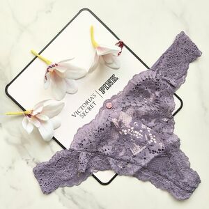 NWT VICTORIA'S SECRET DREAM ANGELS LACE THONG PANTY IN FROZEN PLUM SIZE S/M/L/XL